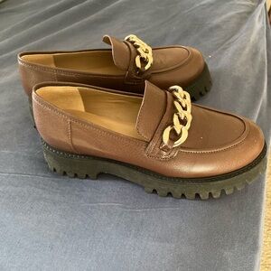 Brown Leather Loafers with Gold Chain